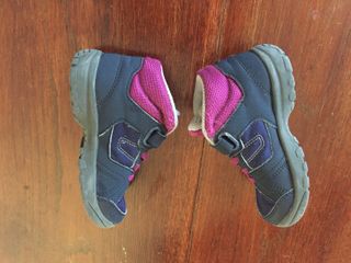 Botas de Montaña y Treeking para niña Quechua