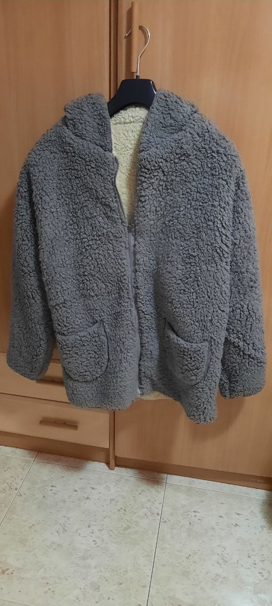 Chaqueta estilo borreguillo