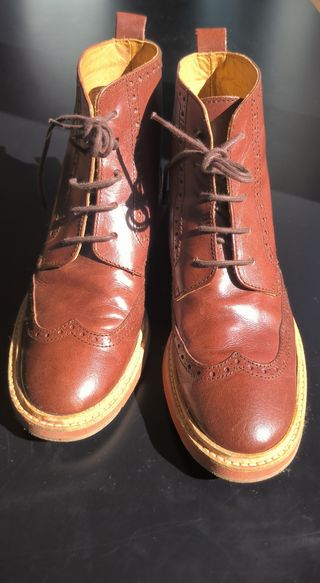 Botines de PIEL. T.39