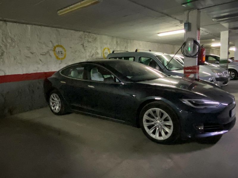 Tesla Model S 2017 - foto 1