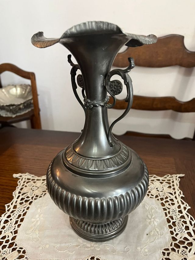 Vaso Antico in Peltro