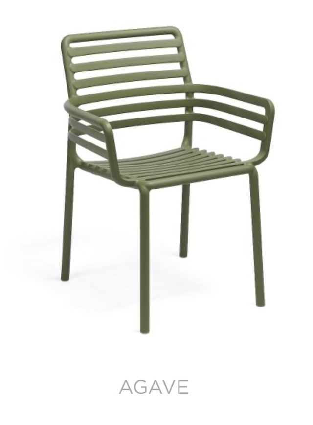 Silla DOGA con reposa brazos