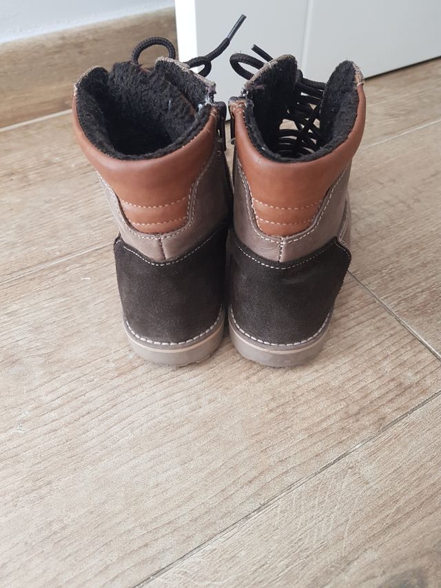 botas niño de piel talla 32