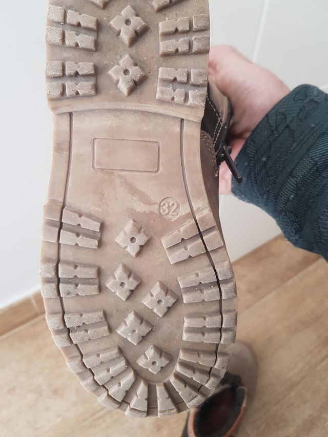 botas niño de piel talla 32