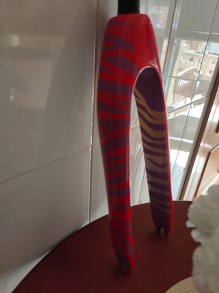 horquilla 24 pulgadas carbono