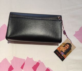 Cartera Nicole Lee