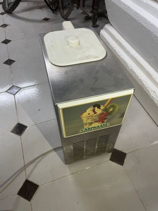 Vendo montadora de nata Carpigiani