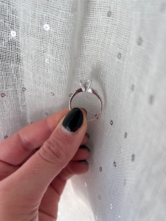 Solitario con diamante è brillantini Metallo