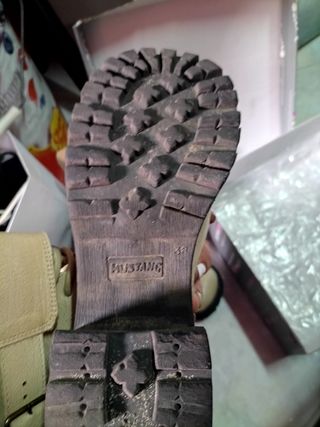 Botas Mustang
