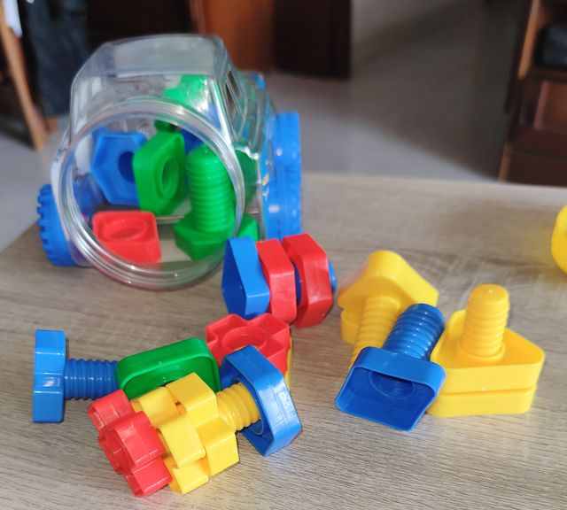 6 TIPOS DE JUGUETES  PARA TRABAJAR LA MOTRICIDAD