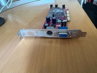 Scheda granica MSI Nvidia Geforce FX 5200