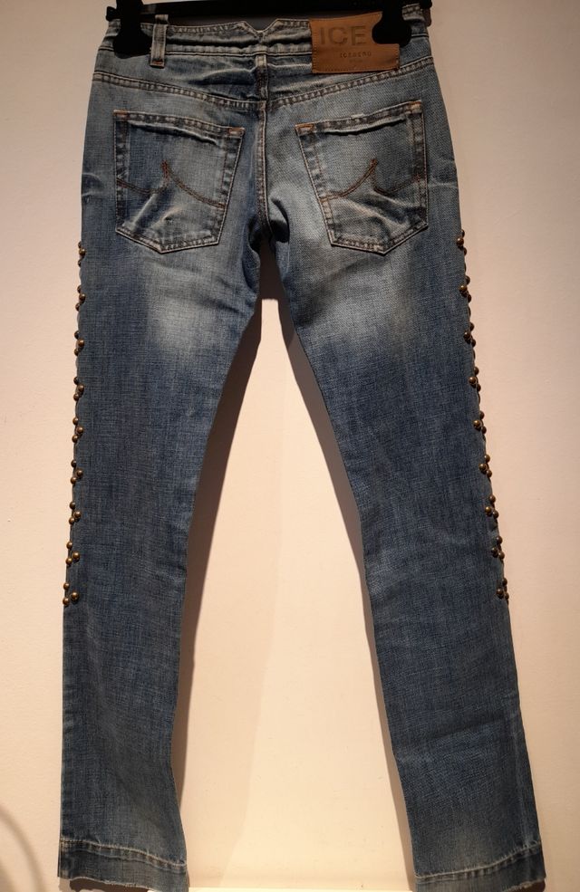 Jeans Iceberg