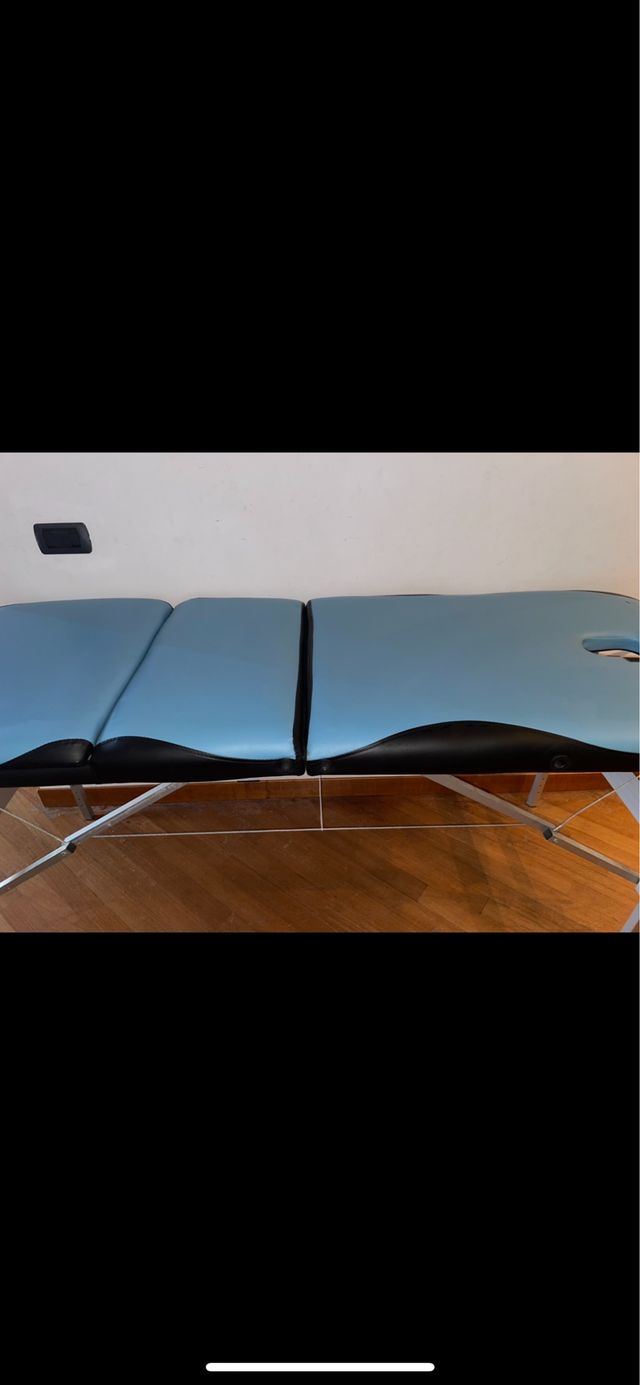 Lettino massaggi o per qualsiasi lavoro da cabina.