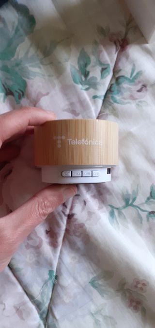 Altavoz Bluetooth lámpara de colores