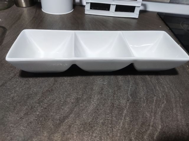 Bandeja con 3 departamentos