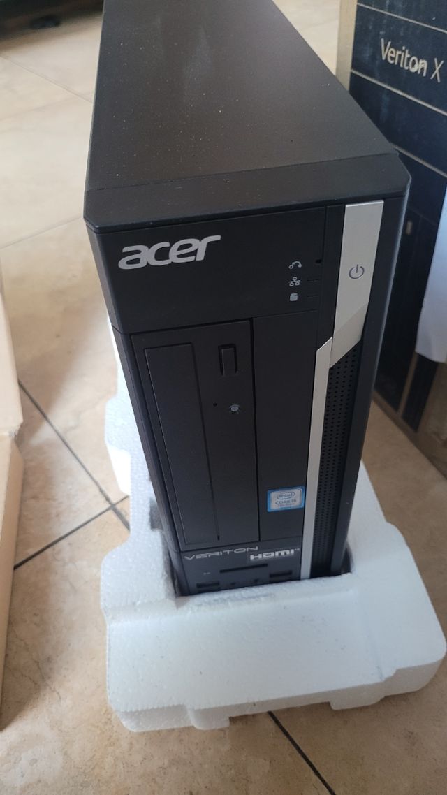 acer veriton x con teclado y ratón nuevos