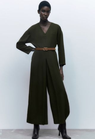 Zara. Mono cinturón T.  M