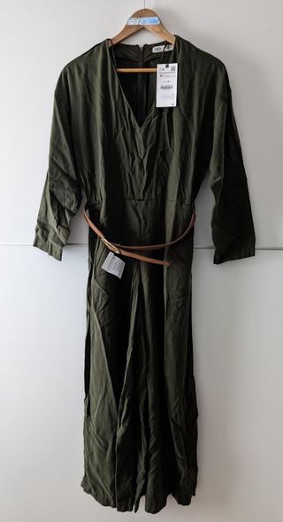 Zara. Mono cinturón T.  M