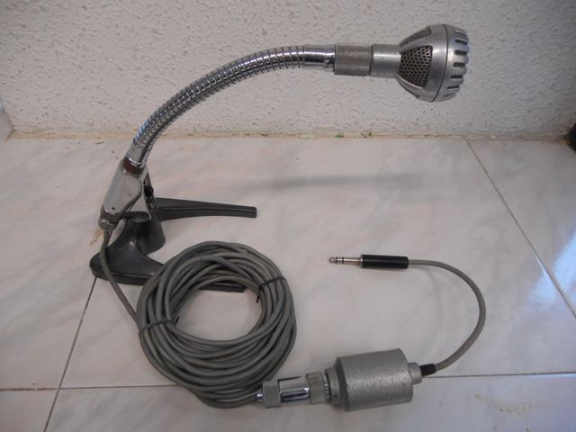 Micrófono MELODIUM con flexo - M322