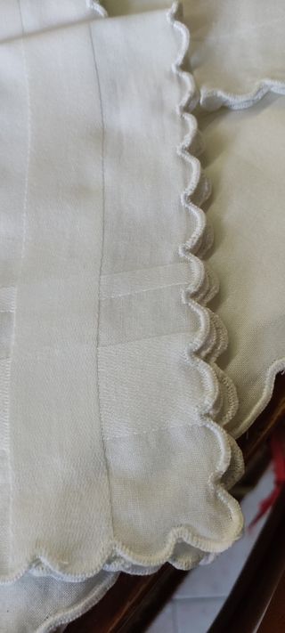 tovaglia 12 posti più 12 tovaglioli in puro cotone