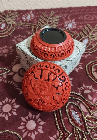 ANTIGUA CAJA CHINA DE CINABRIO