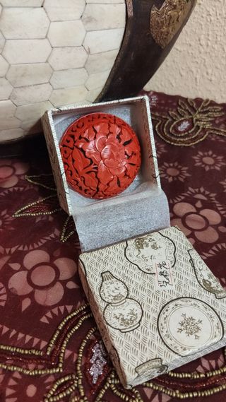 ANTIGUA CAJA CHINA DE CINABRIO