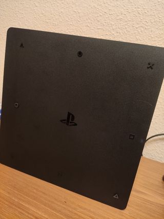 PLAY STATION 4 Slim 1 Tb