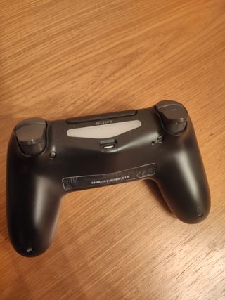 PLAY STATION 4 Slim 1 Tb