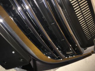 Grelha frontal VW Jetta/ Golf SW