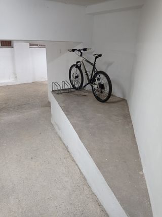 Garaje en alquiler para bicicleta 