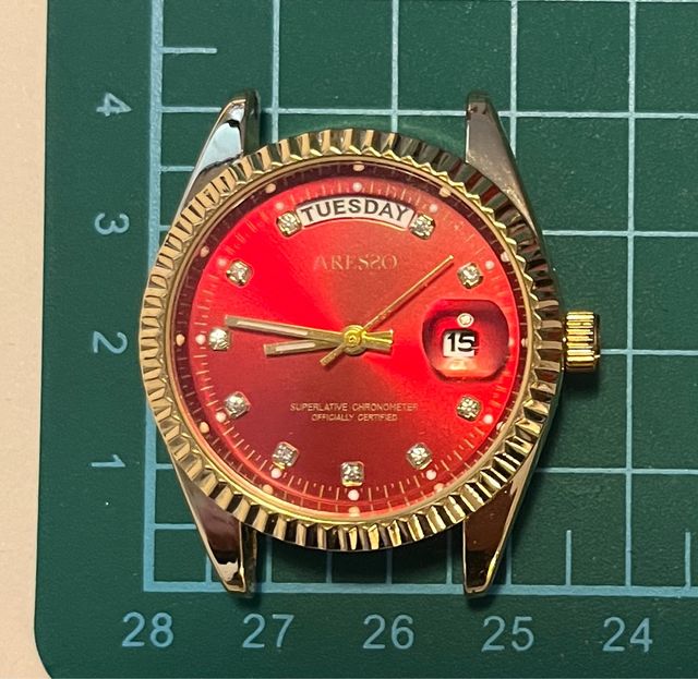 Reloj aresso rojo brillante