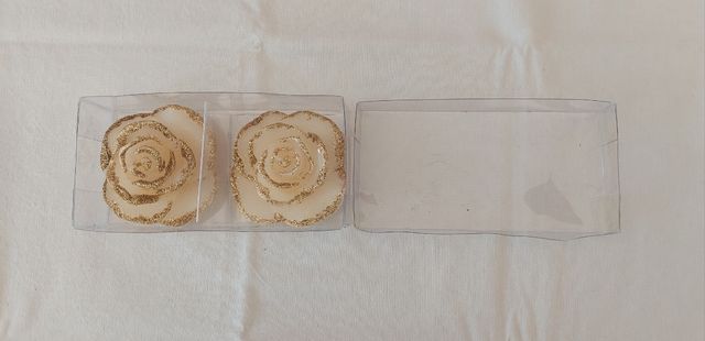 Candele fatte a rosa