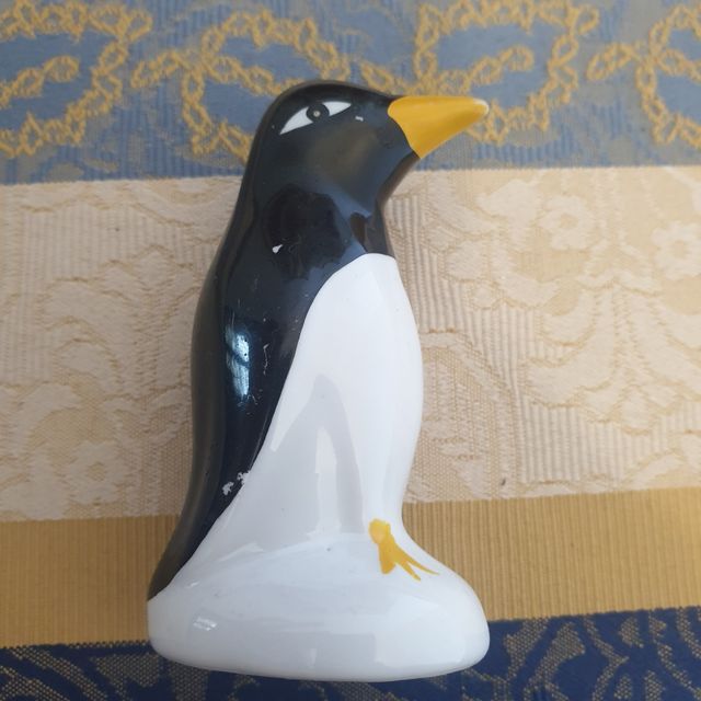 pinguino in ceramica