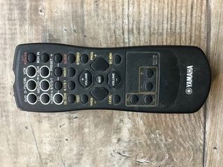 Receptor Yamaha con Homecinema y subwoofer