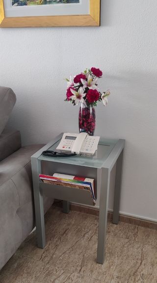 Mesa auxiliar salón