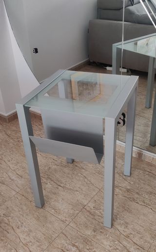 Mesa auxiliar salón