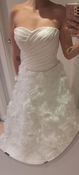 Traje de novia nuevo