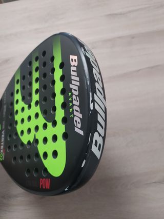 Pala Bullpadel Vertex 02 Avant (funda incluida)