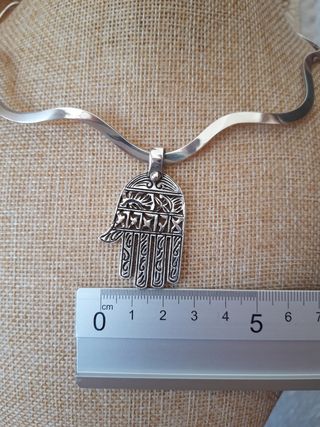 colgante mano de Fátima plata de ley 