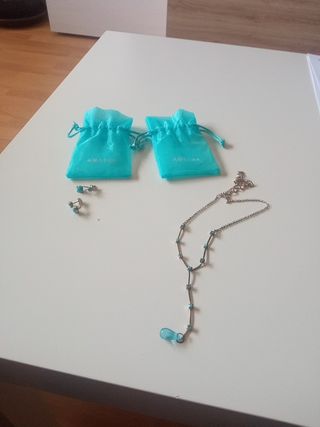 JUEGO DE COLGANTE Y PENDIENTES