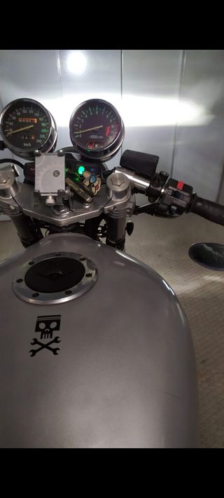 KAWASAKI ZEPHYR ZR750 92' CAFE RACER 