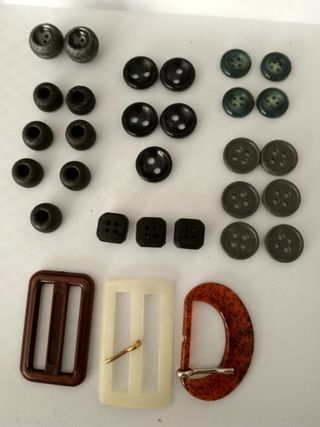 Lote hebillas y botones ,4