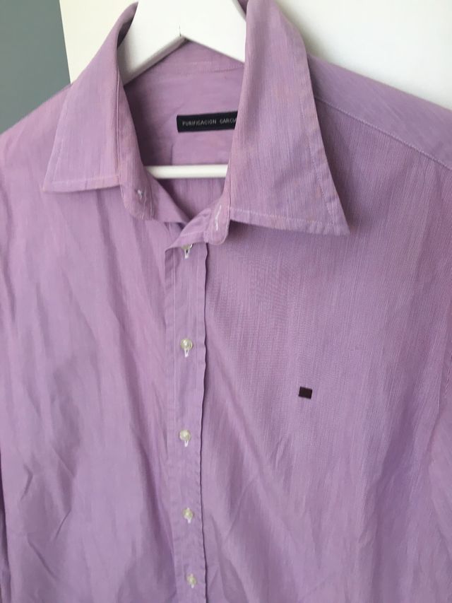 Camisa lila Purificacion Garcia