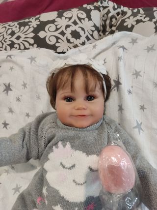 bebe reborn,preciosa,nueva90€.