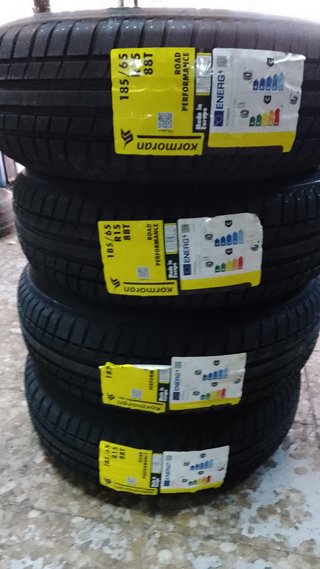 RUEDAS BARATAS KORMORAN 185/65 R15 88T DE MICHELIN