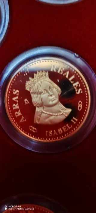 Estuche 13 Arras Reales. Monedas de plata y oro.