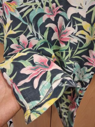 Camiseta Pull and Bear estampada talla S