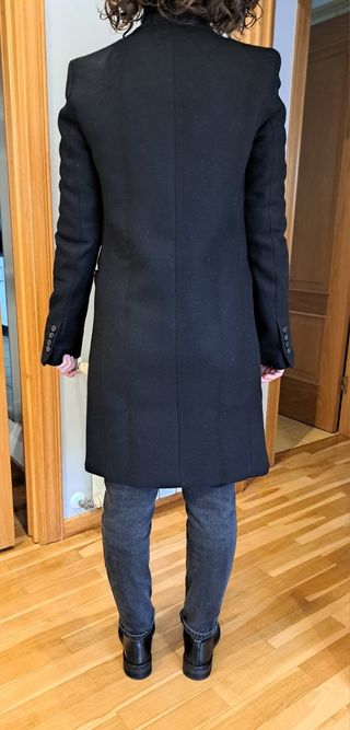 Abrigo negro mujer