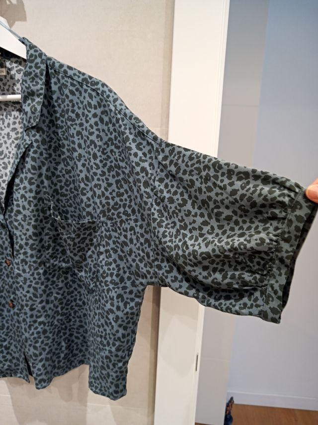 Blusa verdes.Animal Print.