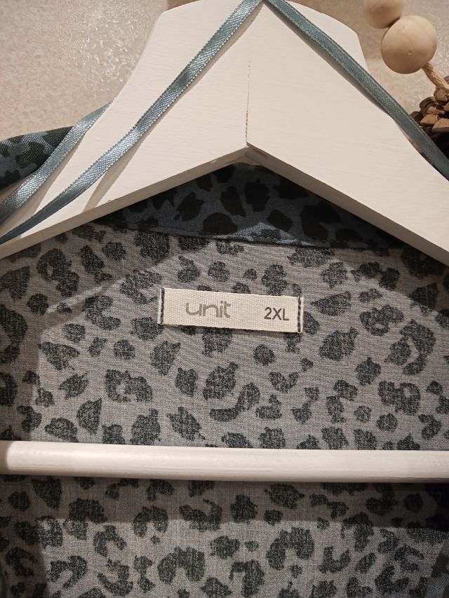 Blusa verdes.Animal Print.